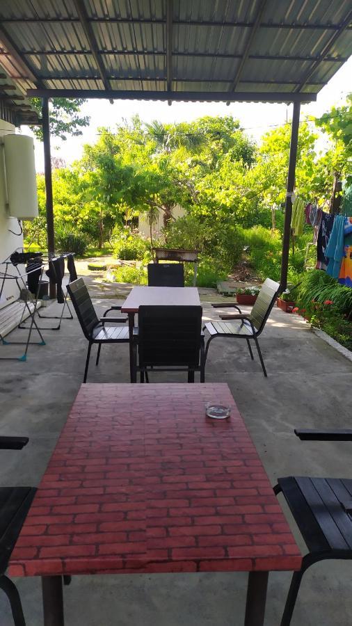 Guesthouse Mira Gagra Luaran gambar